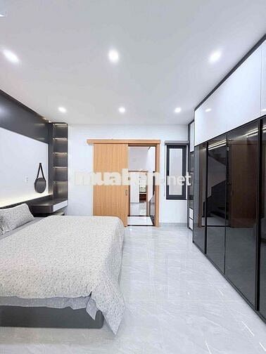 NHÀ PHỐ 3 TẦNG ĐẲNG CẤP – MẶT TIỀN NGUYỄN THÚY – KINH DOANH ĐẮC ĐỊA