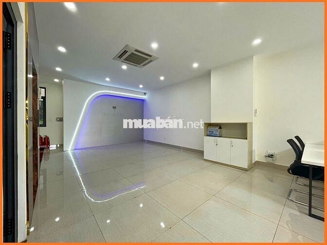 Cho Thuê Mặt Bằng Trệt 7x20,5m Setup Sẵn Nội Thất - Vạn Phúc City
