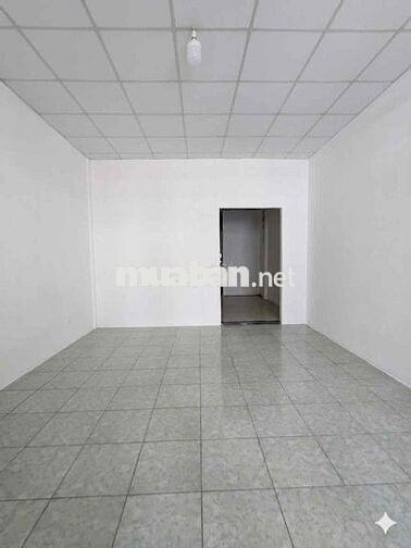 BÁN NHÀ HÓC MÔN 70m2 NHỈNH 3 TỶ , HXH , ĐẦY ĐỦ CÔNG NĂNG CHO GIA ĐÌNH.