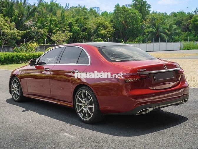 Mercedes E300 AMG V1 2023 Siu Đẹp