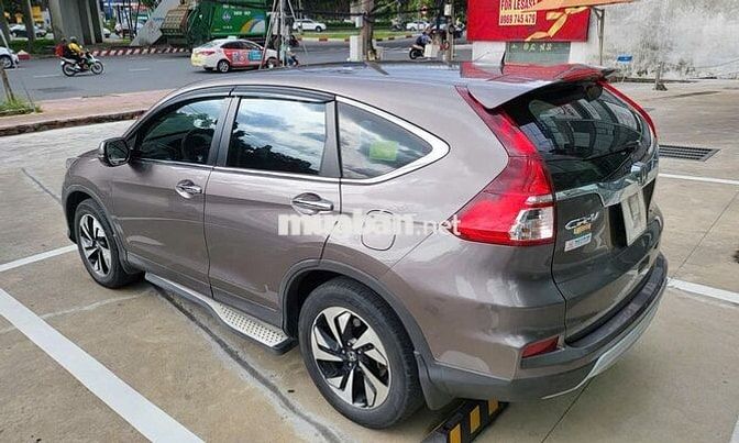 HONDA CR-V 2.4 AT, 2015 màu Titan, 1 đời chủ