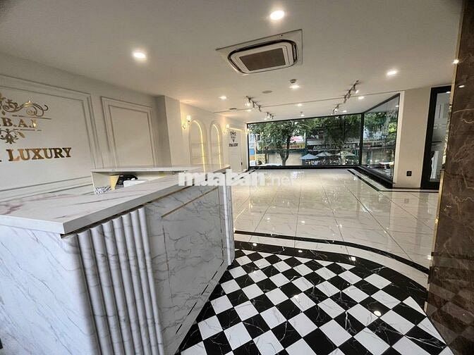 Nhà MT Nguyễn Văn Thủ ngay Hai Bà Trưng,  620m2, Hầm 5 tầng, 200tr/th