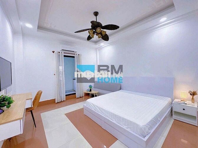 Căn Hộ Full Nội Thất Tách Bếp tại CMT8,Quận 1