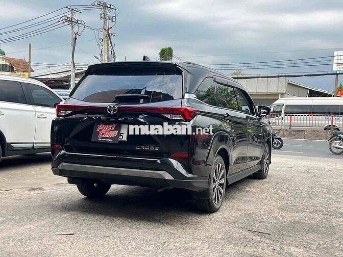 Toyota Veloz CVT 2022 72.000 km Đen giá mềm