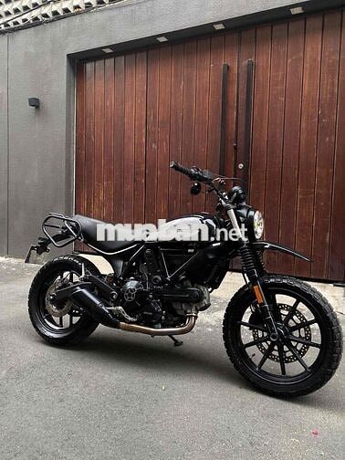 Ducati Scrambler Sixty2 chính chủ xe keng ngon
