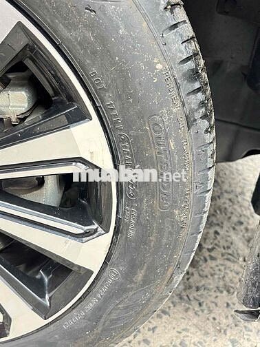 Toyota Veloz CVT 2022 72.000 km Đen giá mềm