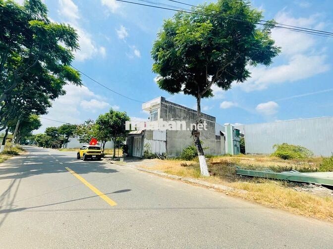 [ Bán gấp ] Đất mặt tiền đường Mai Văn Ngọc gần Mê Linh | 105m2 
