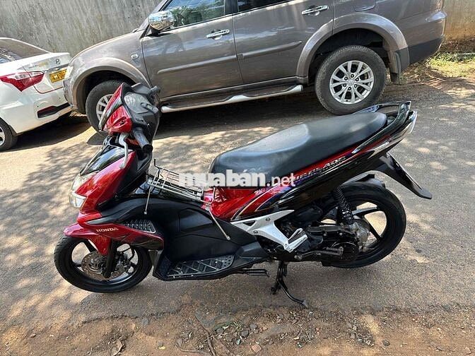Honda Air Blade Đỏ đen Zin