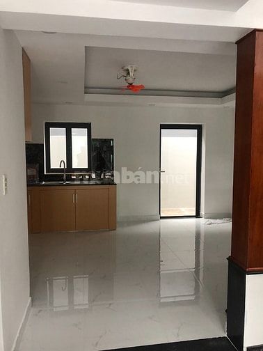 NHÀ ĐƯỜNG NGUYỄN VĂN QUÁ, GẦN CHỢ CẦU, 5x13m, HẺM THÔNG XE HƠI