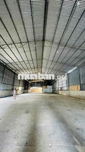 Cho thuê xưởng DT gần 1000m2 ,Gần chợ thanh hoá ,Trảng Dài cũ