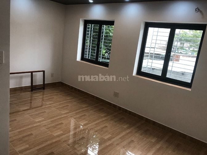 NHÀ ĐƯỜNG NGUYỄN VĂN QUÁ, GẦN CHỢ CẦU, 5x13m, HẺM THÔNG XE HƠI