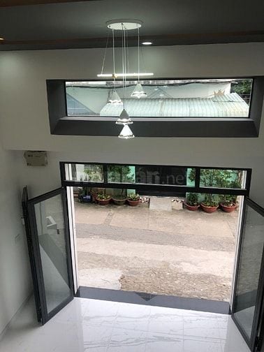 NHÀ ĐƯỜNG NGUYỄN VĂN QUÁ, GẦN CHỢ CẦU, 5x13m, HẺM THÔNG XE HƠI
