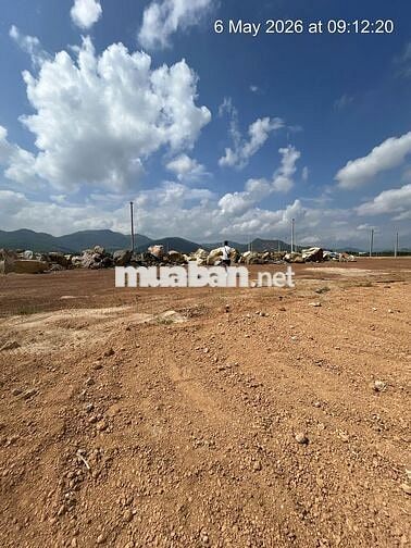 BÁN LÔ ĐẤT XÂY DỰNG TỰ DO TRONG LÒNG KHU CÔNG NGHIỆP
