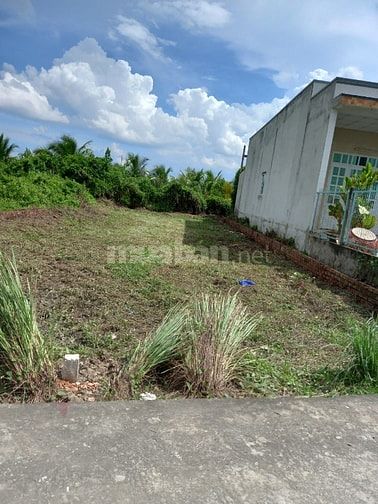 Chính chủ Cần bán gấp nền đất thổ cư hẻm xe hơi, đường Châu thị Kim
