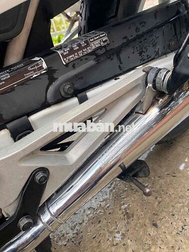Honda CB250 màu Trắng