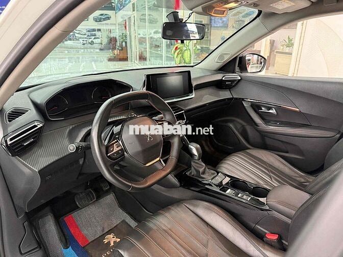 Peugeot 2008 Active 2022 Trắng 38000 km