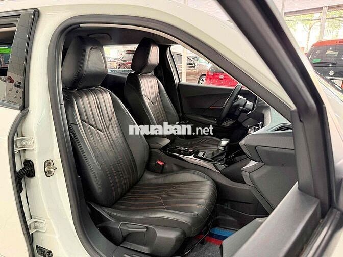 Peugeot 2008 Active 2022 Trắng 38000 km