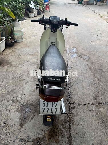 Honda Dream Thái Nâu trắng
