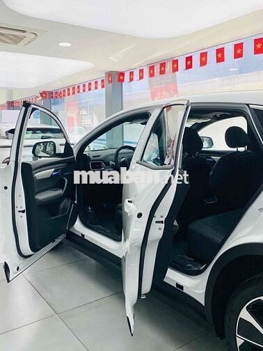 VINFAST VF8 PLUS MỸ - TRẢ TRƯỚC 99 TRIỆU - XE SẴN