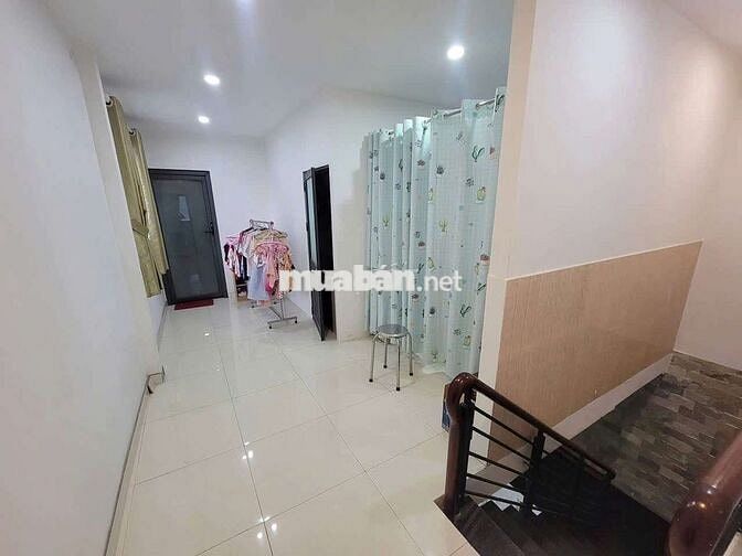 Nhà 1 Trệt 1 Lầu 3PN 5x16m Mặt Tiền Hẻm Xe Hơi Huỳnh Tấn Phát Q.7