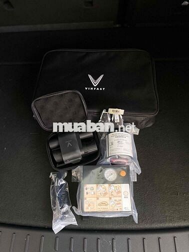 VINFAST VF8 PLUS MỸ - TRẢ TRƯỚC 99 TRIỆU - XE SẴN