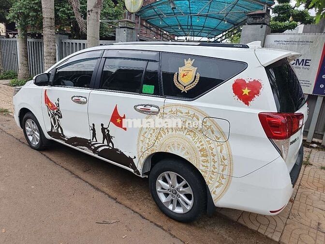 Toyota Innova Trắng 110.000 km
