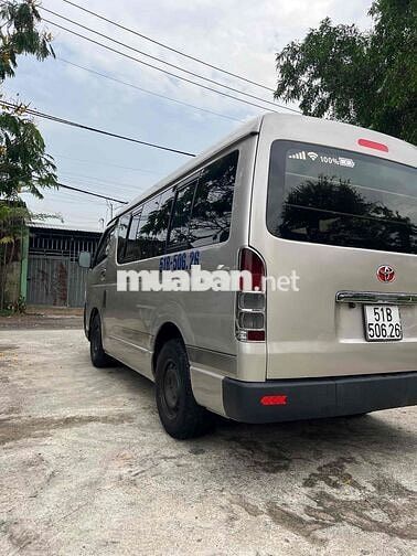 Xe tải van Toyota 6 chỗ 850kg máy dầu 2005