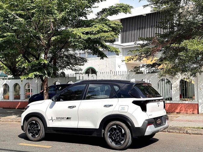 Kia Sonet 2024 Deluxe 30000 km Trắng