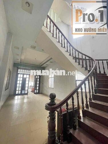 Cho thuê xưởng có trạm điện ,MT đường Ngay ngã ba trảng dài