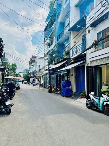 6,58 Tỷ Nhà mới đẹp HẺM XE TẢI P1Q8 3 x11 ( trệt 2 lầu ) Sổ Hồng