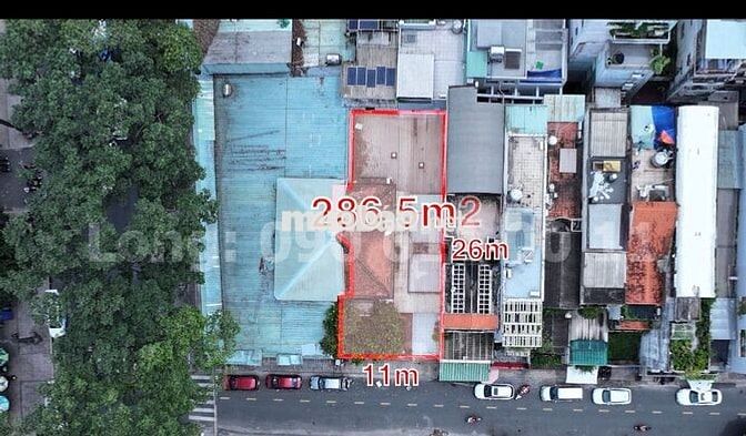 40 TĂNG BẠT HỔ, CHỢ LỚN (Q.5 CŨ) MẶT TIỀN 11M