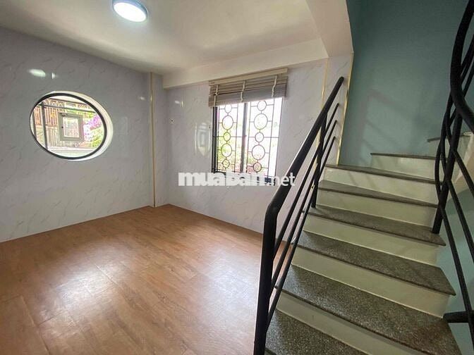Nhà 5 tầng mới gần Cầu thị Nghè, 2 máy lạnh Hẻm 5M