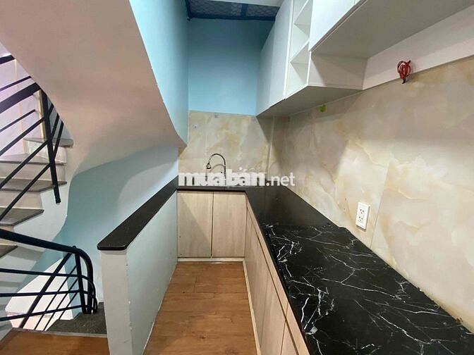 Nhà 5 tầng mới gần Cầu thị Nghè, 2 máy lạnh Hẻm 5M