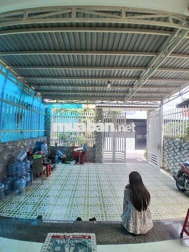 Nhà gần vòng xoay Gò Đậu, rộng 162m2 có 3 phòng rộng, giá 12 triệu/th