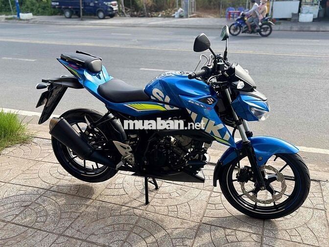 Suzuki GSX-S150 dk 2018 Xanh 3400km chưa tăng sên
