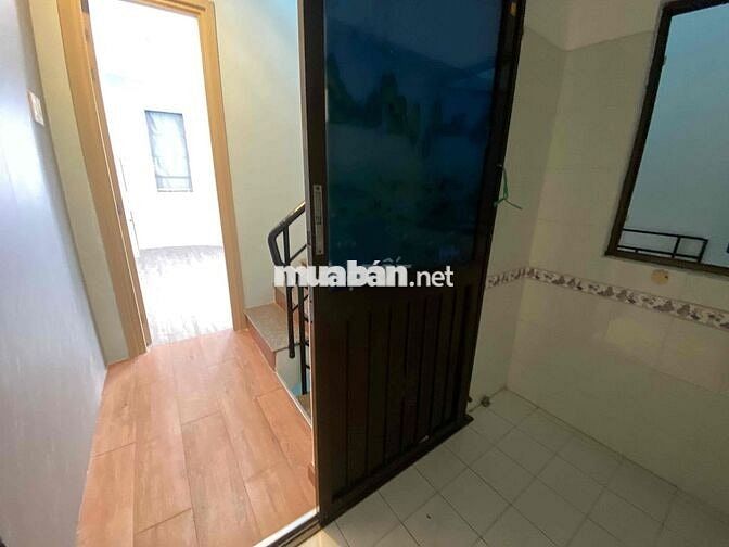 Nhà 5 tầng mới gần Cầu thị Nghè, 2 máy lạnh Hẻm 5M