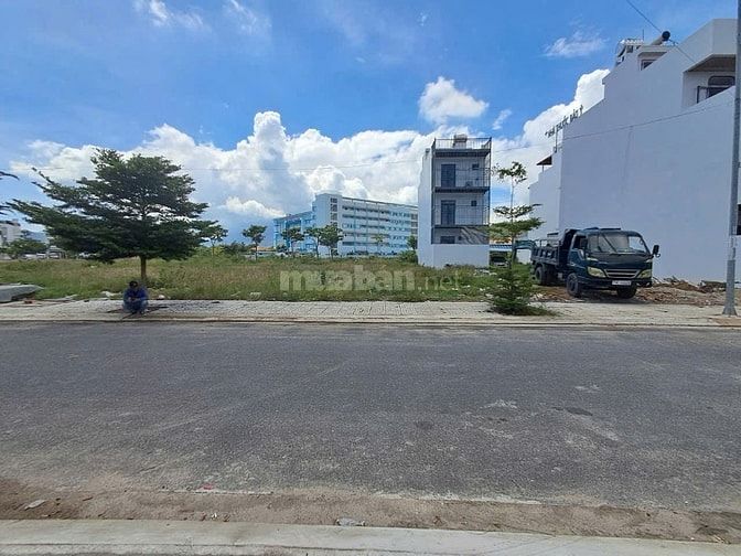 Bán đất 80m2 ngay khu VSIP3 Hội Nghĩa, Tân Uyên (Giá 950tr)