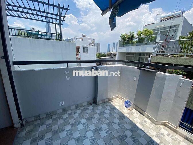 Nhà 5 tầng mới gần Cầu thị Nghè, 2 máy lạnh Hẻm 5M