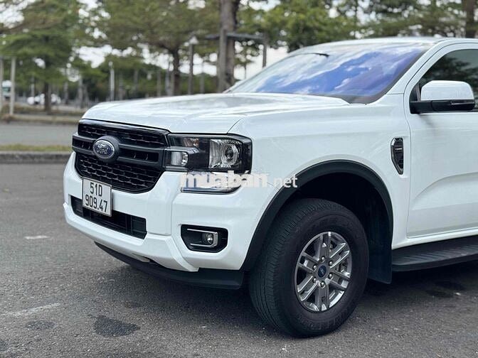 Ford Ranger Xls 4x4 2023 Trắng Đồ chơi full