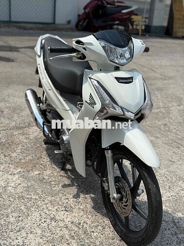 futer trắng đk 2020