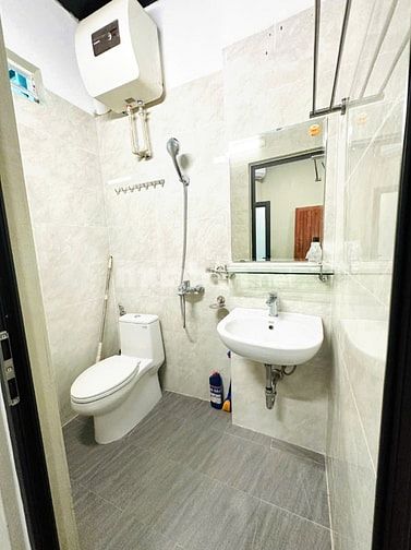 Cho thuê nhà riêng, khu vực Hoàn Kiếm- Hai Bà Trưng gần Nhà Hát Lớn