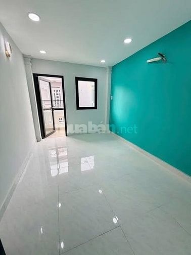 6,38 Tỷ hẻm xe hơi 5m , 3 tầng đúc BTCT hoàn công sổ riêng 