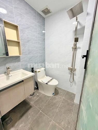 6,38 Tỷ hẻm xe hơi 5m , 3 tầng đúc BTCT hoàn công sổ riêng 