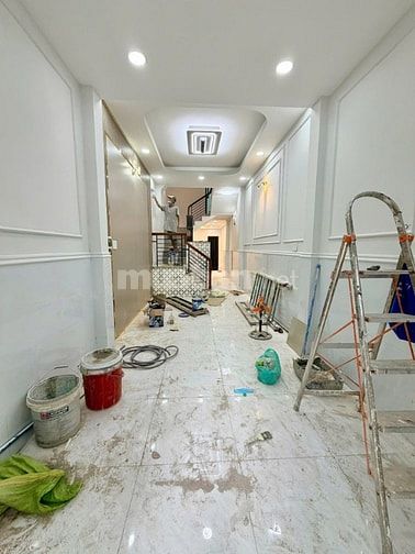 6,38 Tỷ hẻm xe hơi 5m , 3 tầng đúc BTCT hoàn công sổ riêng 