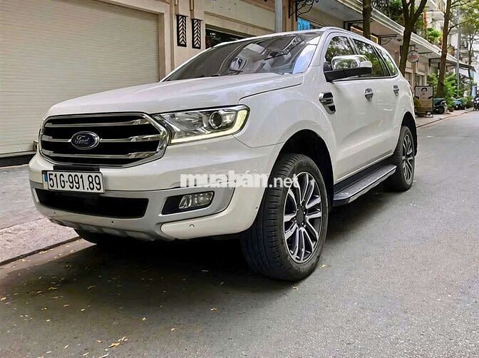 Ford Everest bản Titanium full 2 cầu SX 2019