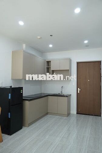CHO THUÊ BCONS CITY THÁP TTTM - BAN CÔNG SIÊU RỘNG - NHÀ MỚI 100%