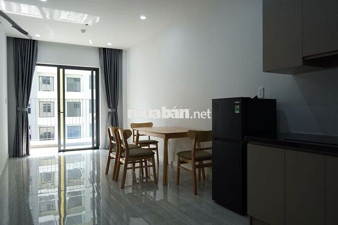 CHO THUÊ BCONS CITY THÁP TTTM - BAN CÔNG SIÊU RỘNG - NHÀ MỚI 100%