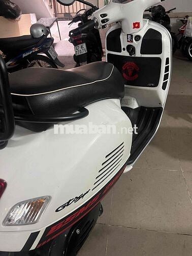 Piaggio Vespa GTS 2015 Trắng 150