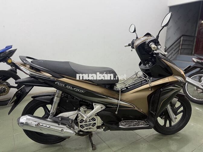 Honda Air Blade Fi áo kẹp rất đẹp,1 chủ nguyên rin