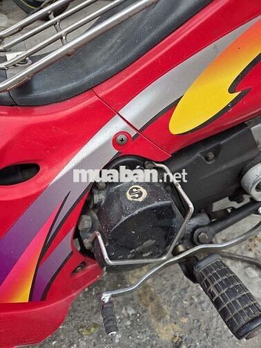Suzuki Best màu Đỏ